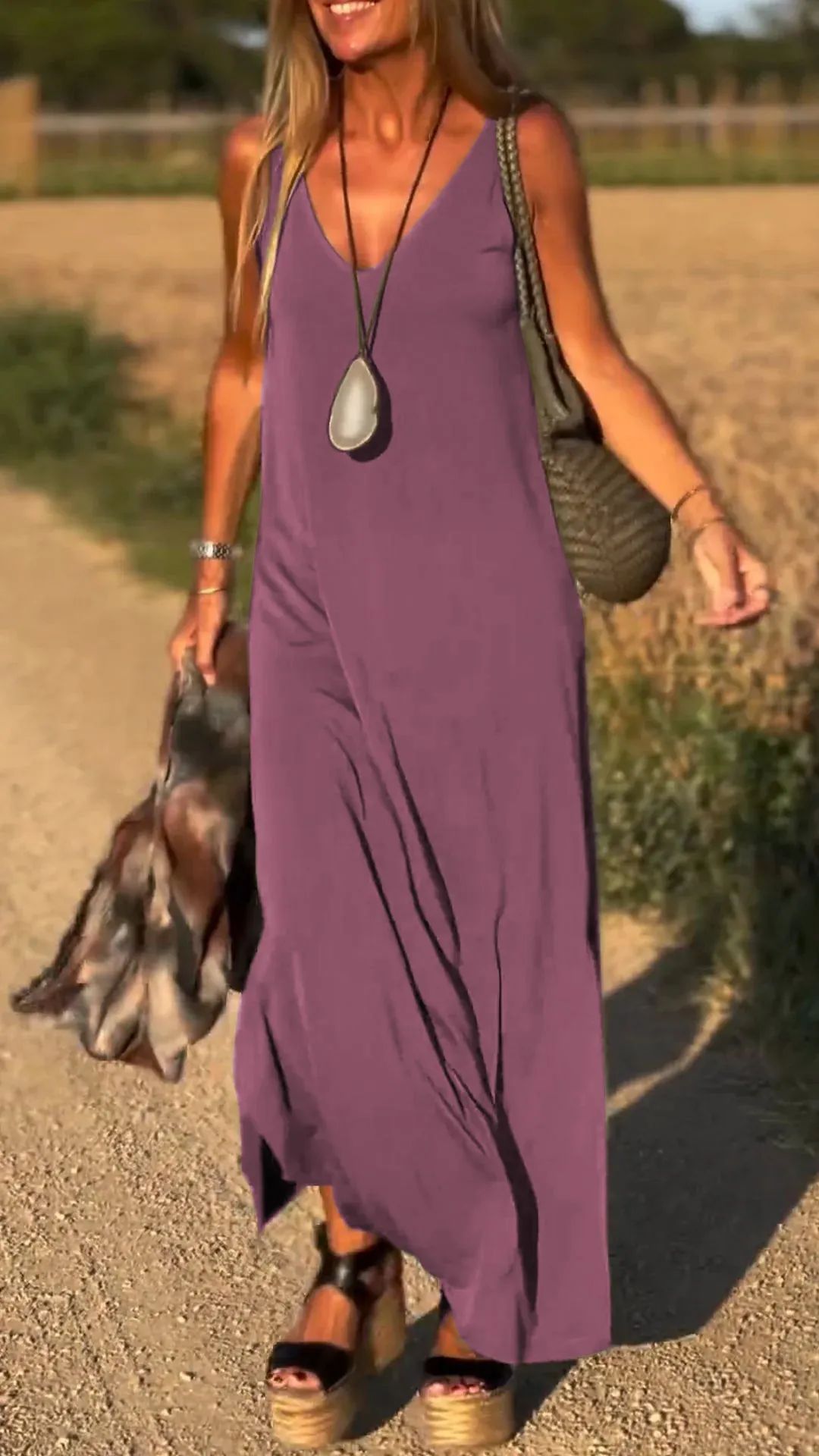 Robe Mia– Élégance Sensuelle