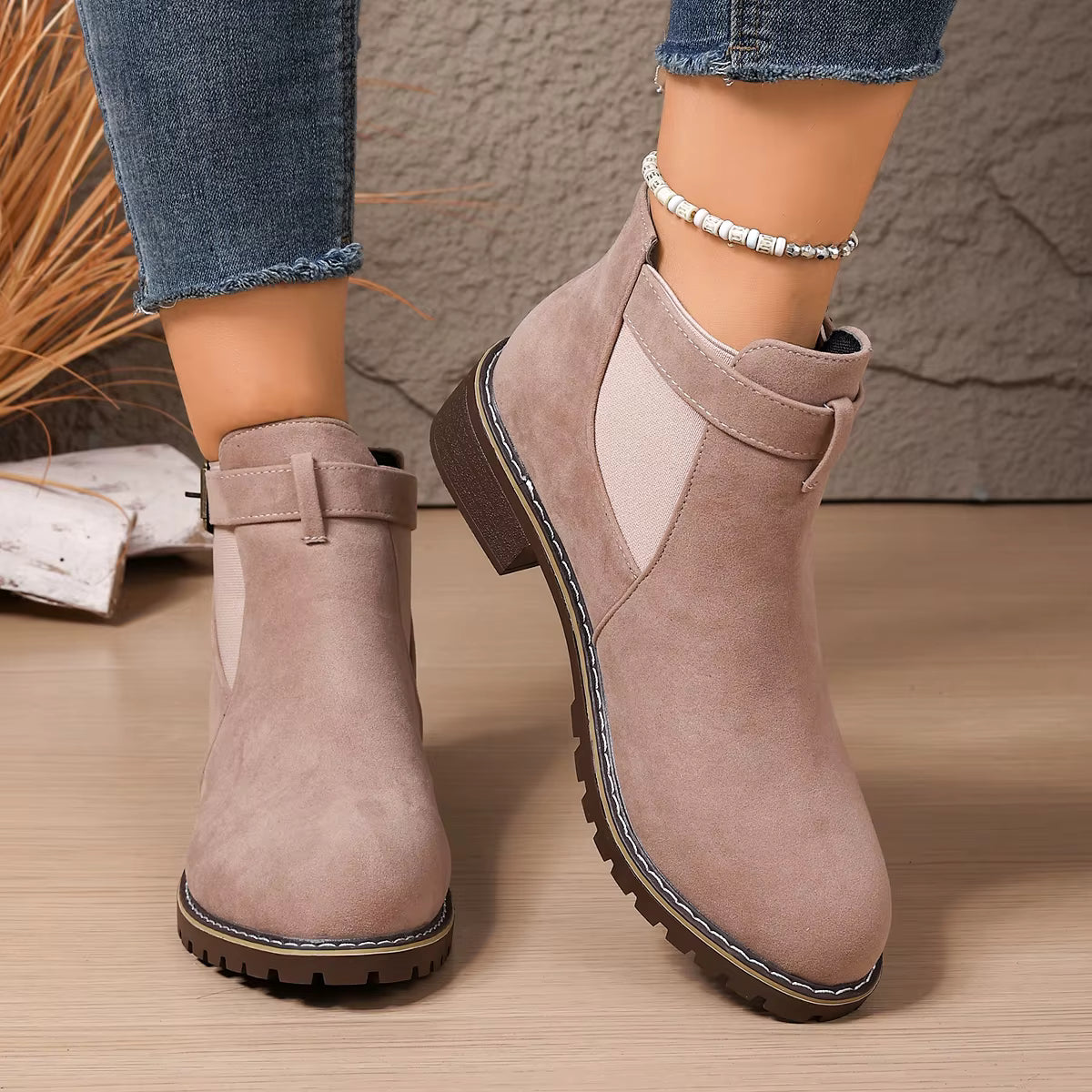 Bottes Martin en daim à talon épais